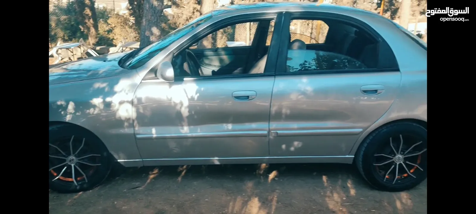 دايو لانوس موضيل 2002 بحاله جديدة