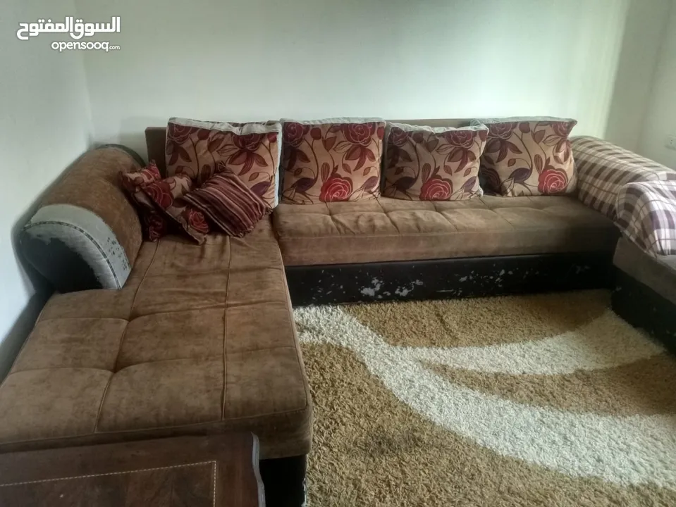 طقم كنب مستعمل نظيف للبيع