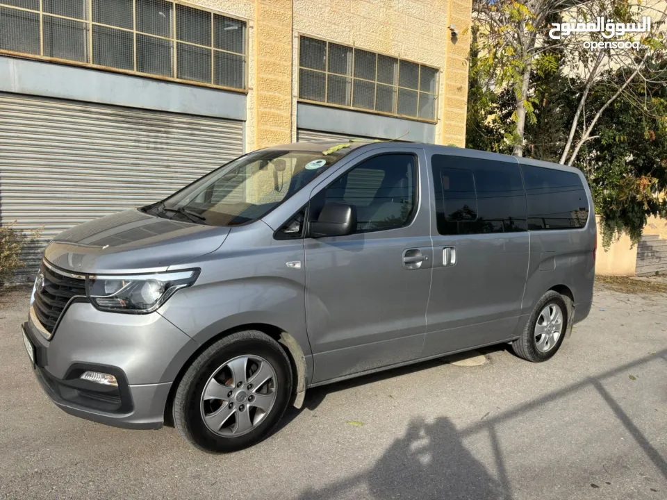 هيونداي جراند اتش 1