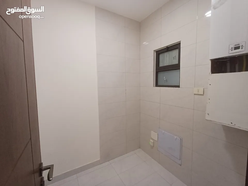 شقه فاخره للايجار لم تسكن خلدا