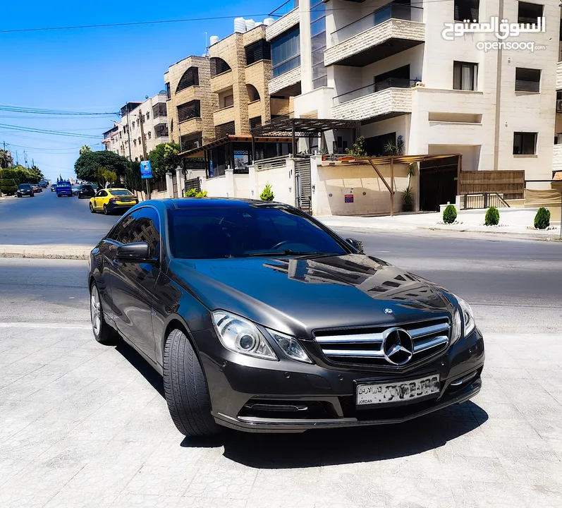 مرسيدس كوبيه E250 موديل 2012 بحال الوكالة و على الفحص الكامل وارد الوكالة ، اعلى صنف في فئة الكوبيه.