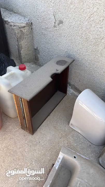 أثاث مكتبي ومنزلي للبيع + صوبات كاز وغاز وطابعة ومكتب هندسي