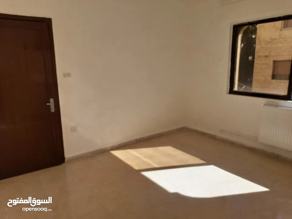 شقة فارغة للايجار