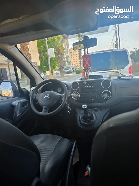سيارة ستروين بيرلينجو موديل 2018