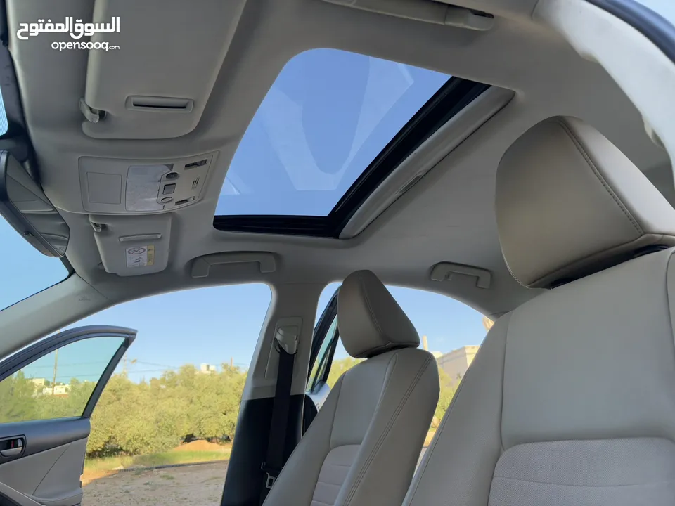 لكزز هايبرد LEXUZ IS 300 SPORT فل كامل مع فتحه
