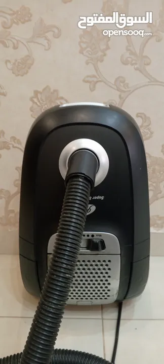 مكنسة للبيع بسعر 10دنانير مستعملة/مكنسة gold master2200W/220-240V AC 50/60Hz