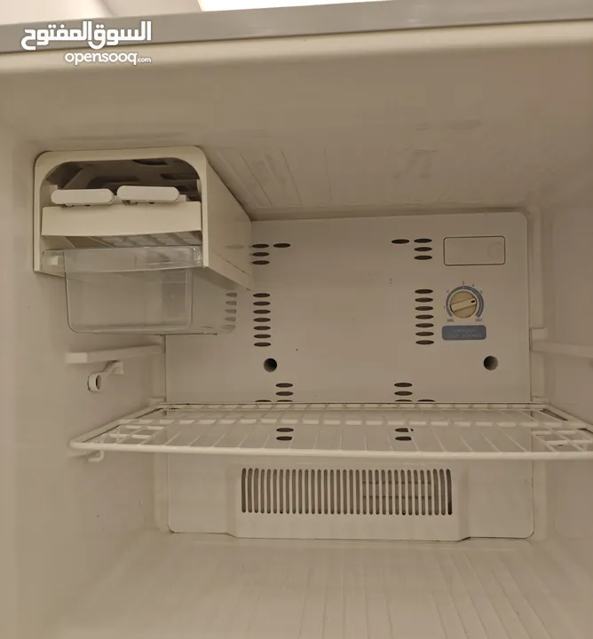 ثلاجة نوع توشيبا