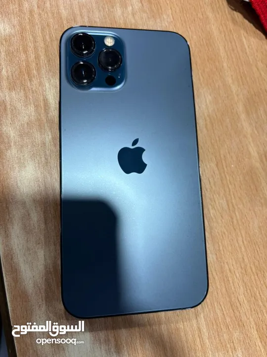 ايفون 12 pro max