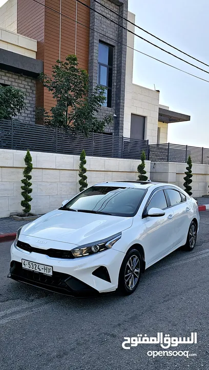 كيا سيراتو 2022 محرك 1600 جير اوتماتيك فحص ممتاز