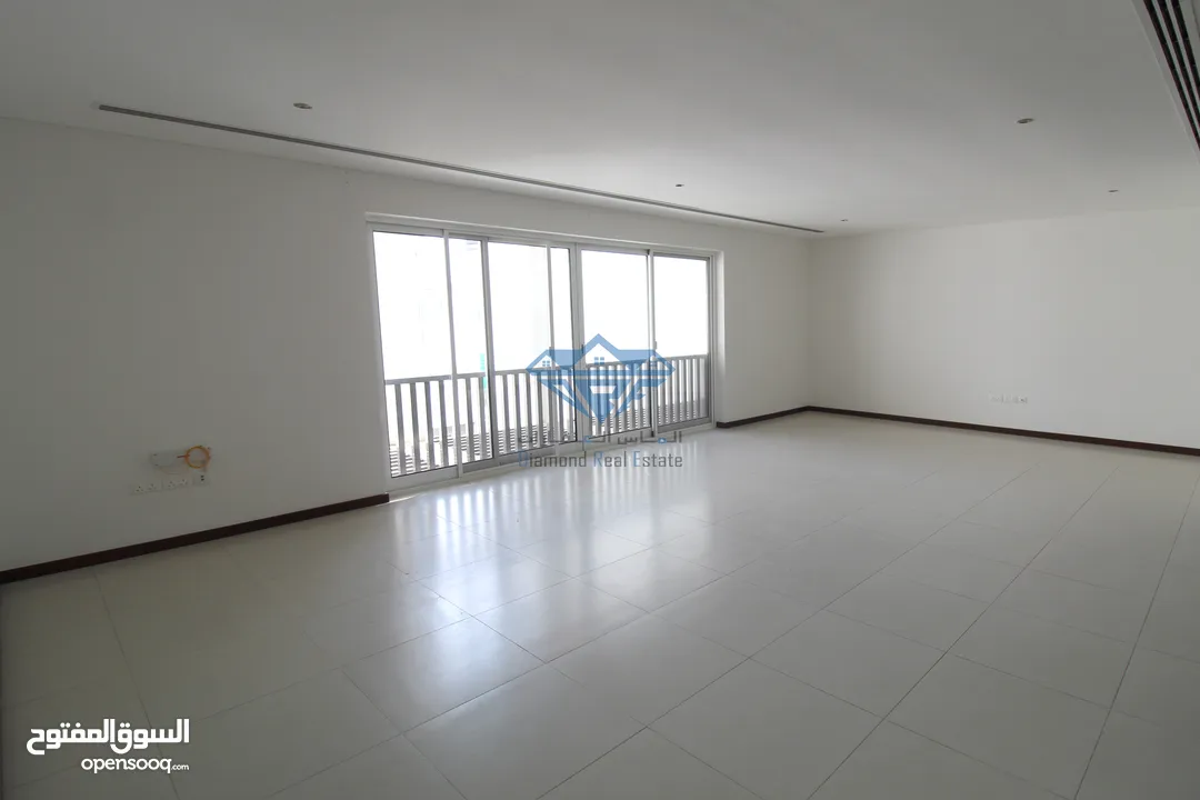 #REF770    200sqm 3 Bedrooms With Maid Room Apartment For Rent IN madinat qaboos