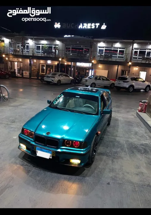 E36   Model 92 للبيع Bm ww فتحه سقف  مكنه  m50b25  مانوال2500cc  فتيس zf فوانيس تعديل امامي وخلف