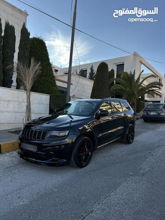 جيب srt8 2015