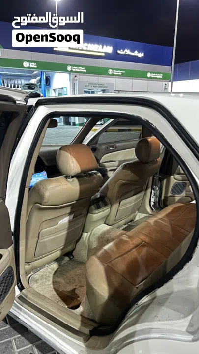 لكزس 400 للبيع