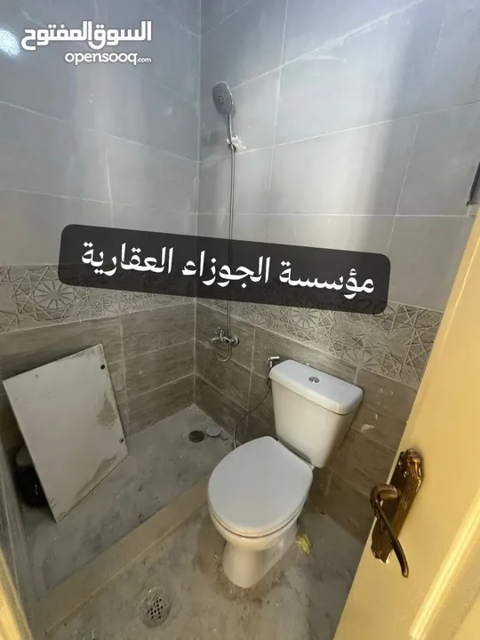 4 شقق فارغات للايجار لم تسكن في نفس العمارة في منطقة مرج الحمام