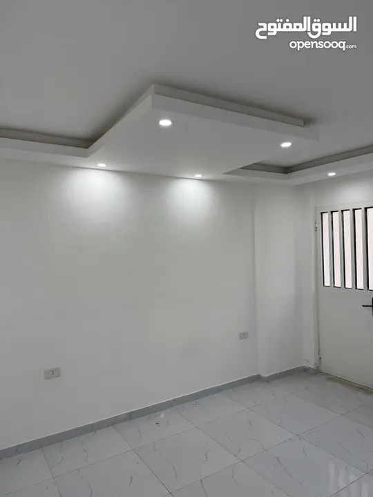شقة بالزرقاء الجديدة للإستثمار أو السكن .