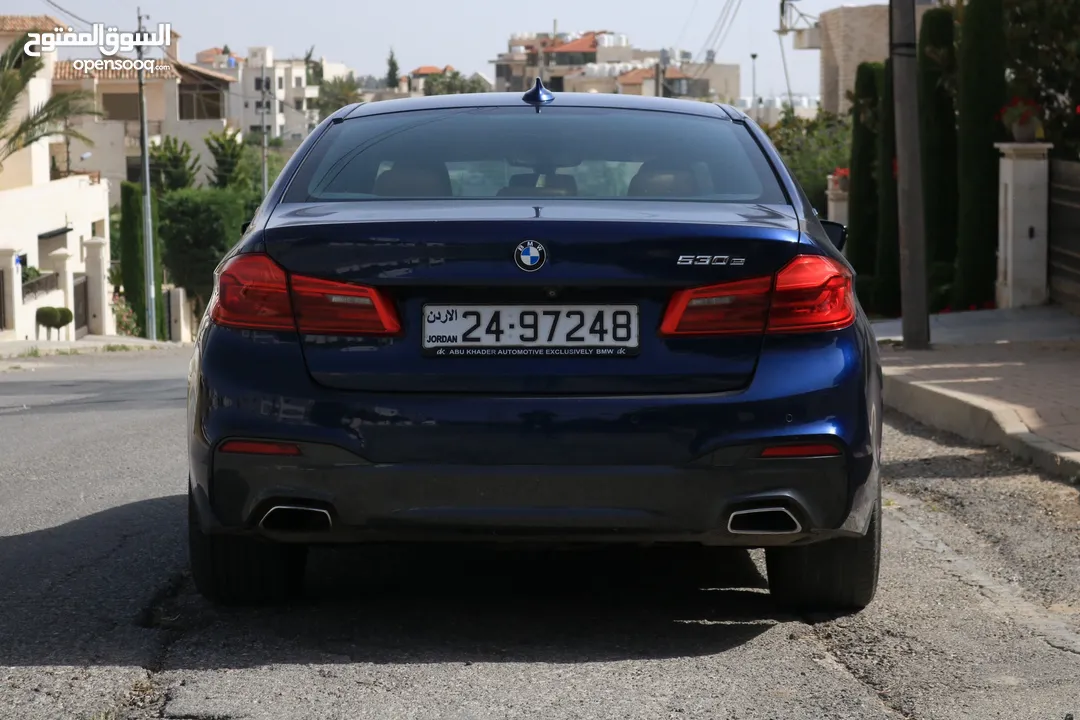 BMW 530e 2019 Plug-In Hybrid M-Kit (new battery installed بطارية   (جديدة من الوكالة