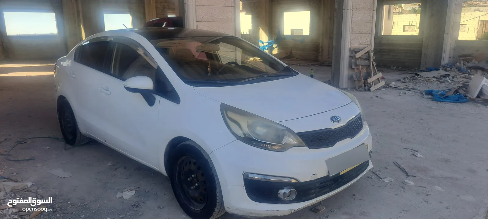 كيا برايد  2015 مكسو عليها  3 سنين ترخيص