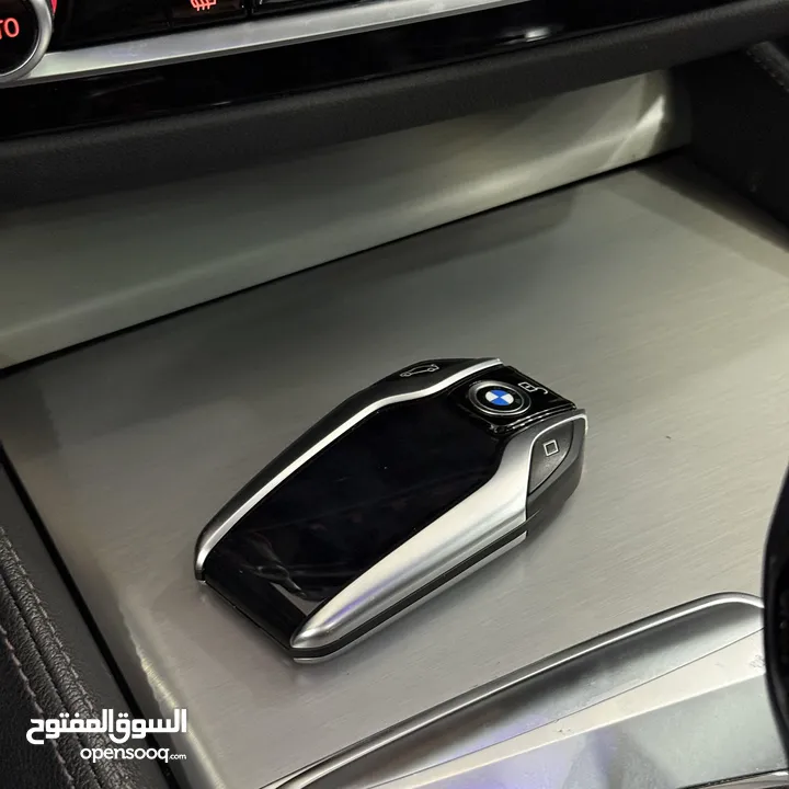 BMW 530 M//PAKITوارد الماني اصل ام فل الفل اضافات بالسعر الافضل والمميز