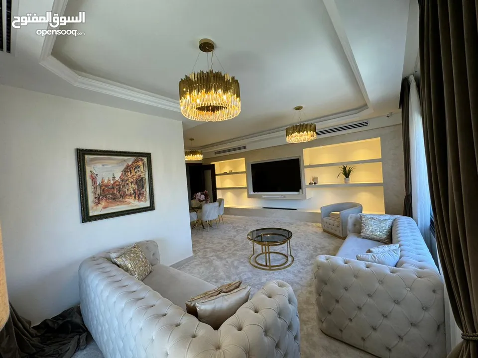شقة 3 غرف نوم فخمة في دير غبار ( Property 37036 )-175011841