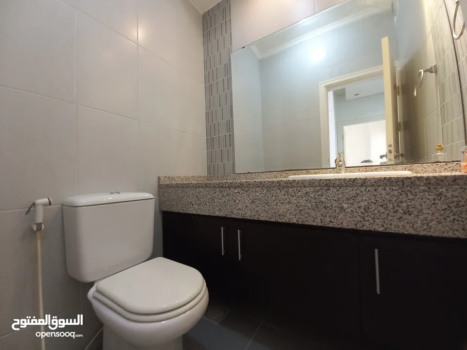 شقة مفروشة للإيجار في الشميساني  ( Property 36140 )-175064253