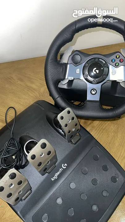 Logitec G920 gaming steering wheel