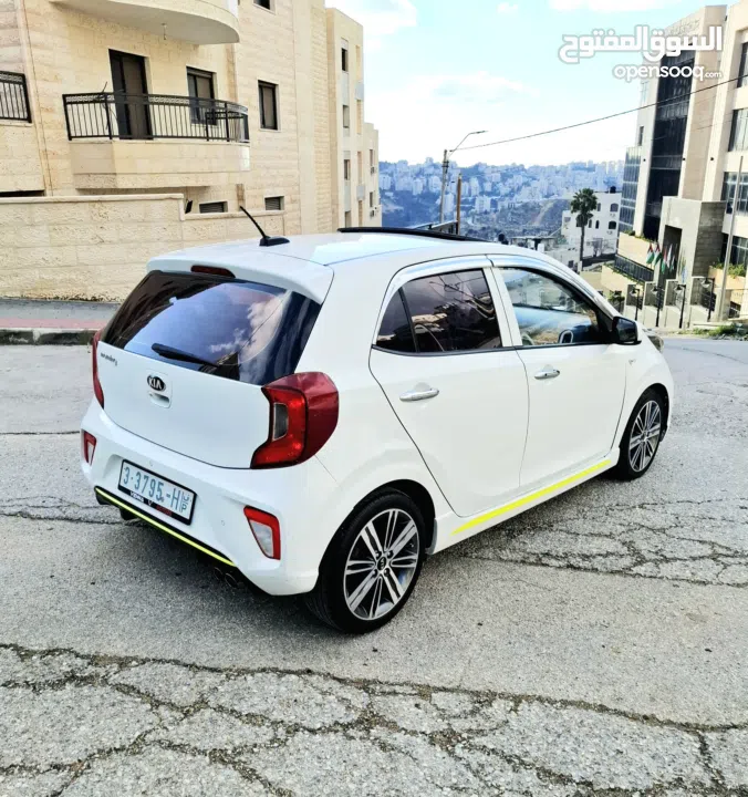 كيا بيكانتو 2018 فل الفل فتحة سقف
