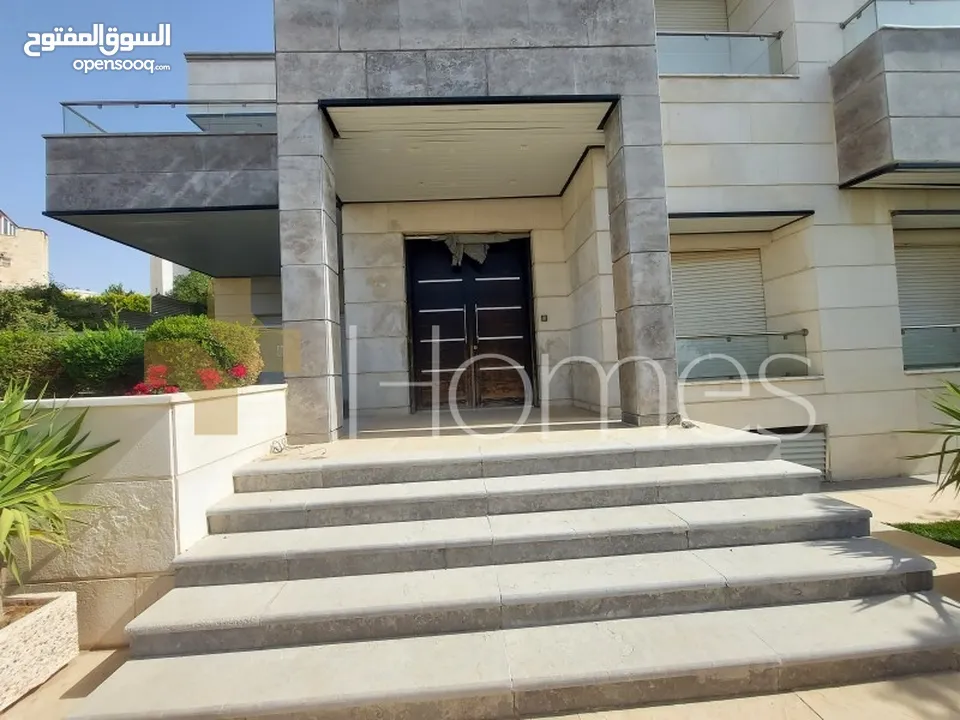 فيلا مستقلة للبيع في ارقى مناطق وسط دابوق بمساحة بناء 850م