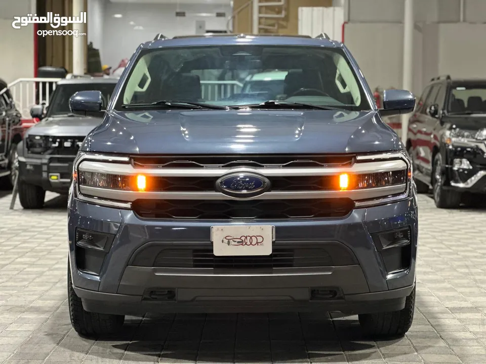 Ford Expedition XLT V6