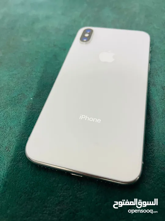 ايفون X للبيع بحالة ممتازة
