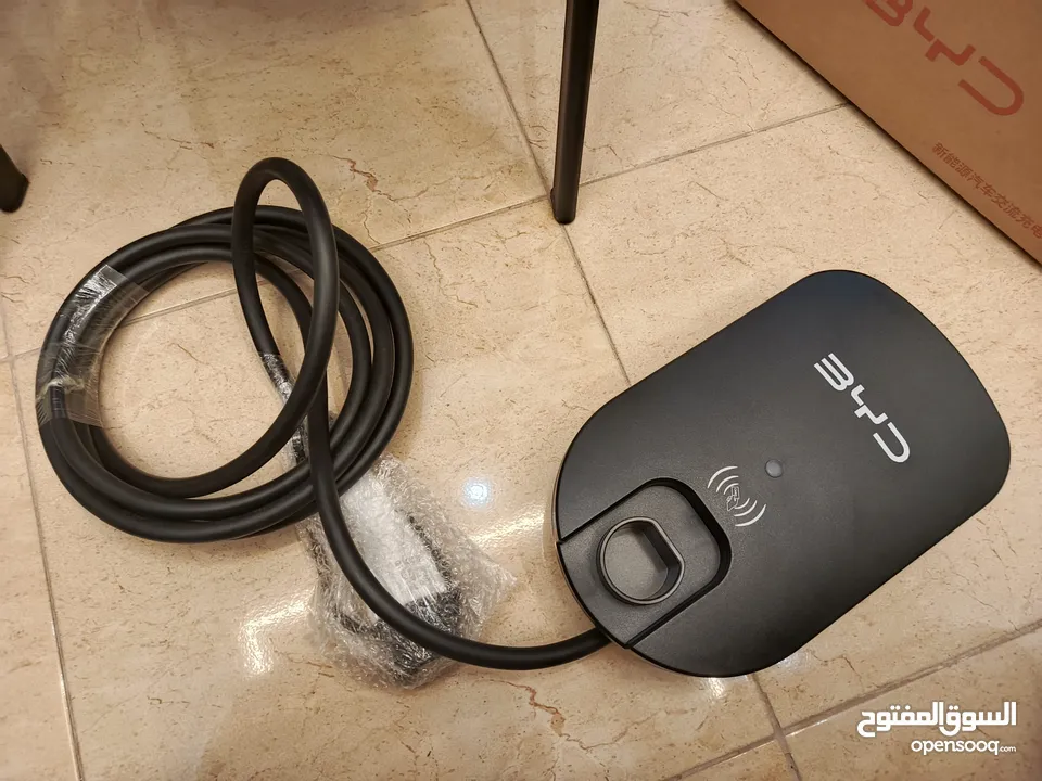 شاحن سيارة BYD