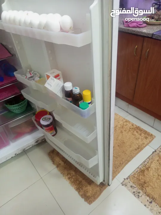 تلاجة للبيع
