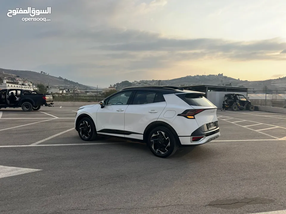 كايا سبورتاج  GT-Line Plug In /2022  فل الفل فتحة سقف بانوراما  فل مسكر  Plug In 4x4 -  271Hp