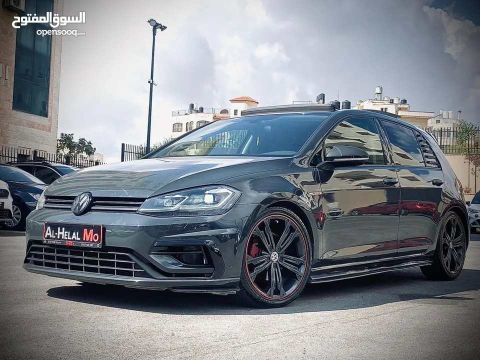 للبيع بسعر مميز جولف تعديلات Full GTI -Mk7.5  Golf تعديلات GTI مميزة جدا بسعر مميز- من اجمل السيارات
