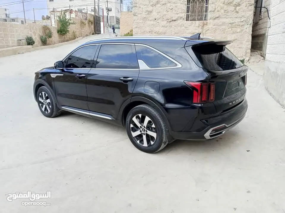 جيب كيا سيرنتو
