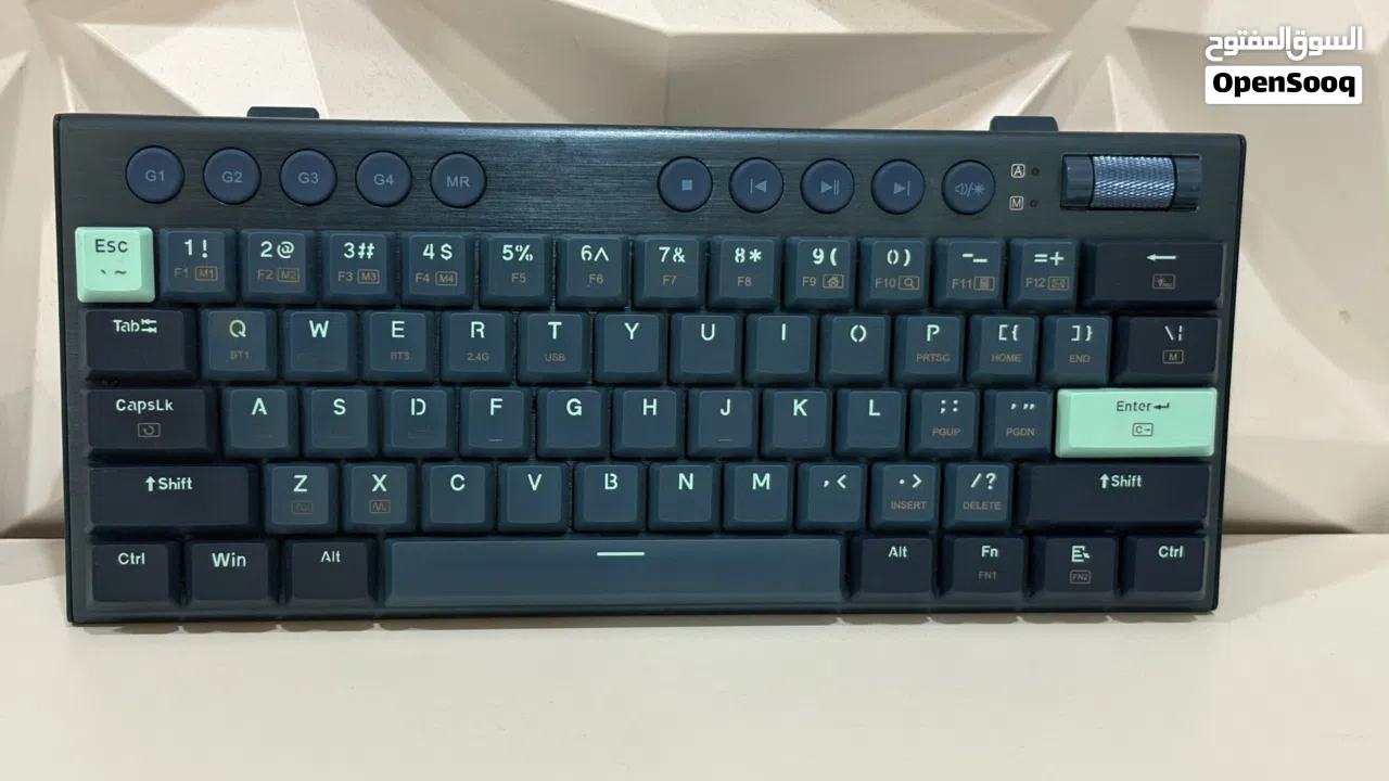 للبيع ماوس لوجيتيك g703 وكيبورد ريدراغون وماوس باد ديفو