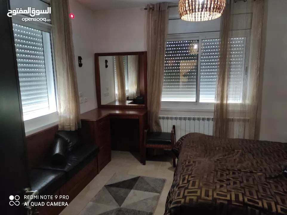شقة مفروشة للإيجار في عين منجد