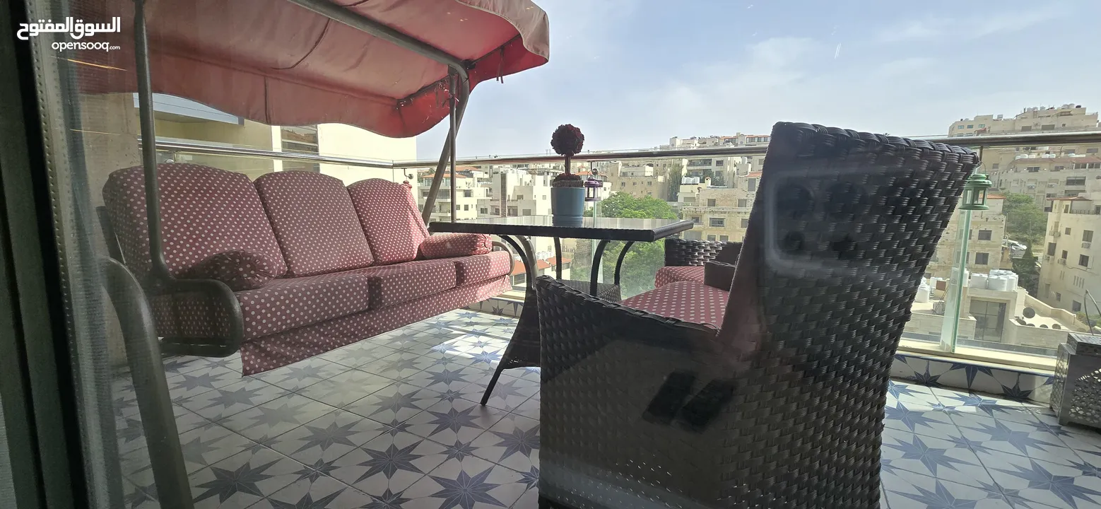 شقه مفروشه للايجار الشهري في عبدون قرب السفاره الامريكيه بأثاث مميز وفاخر