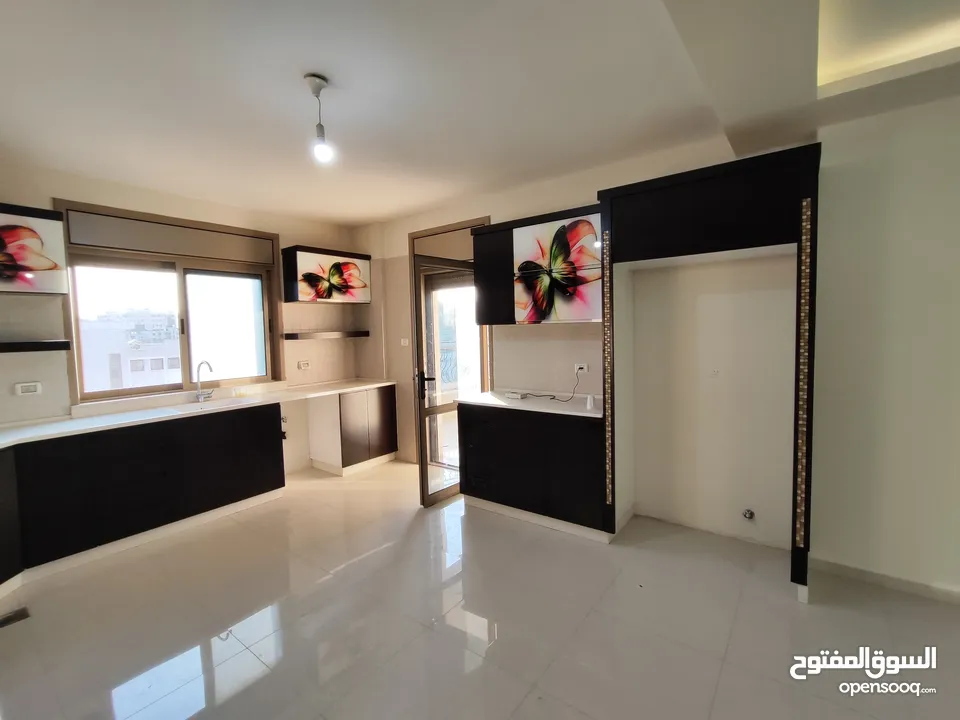 شقة سكنية غيرررر مفروشة للإيجار في الماصيون قرب فندق الميلينيوم