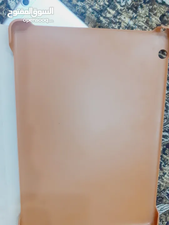 للبيع: Huawei MediaPad T3 10 – شاشة 9.6 إنش كبيرة وواضحة  جهاز مستعمل بحالة جيدة، مناسب للطلاب والأل