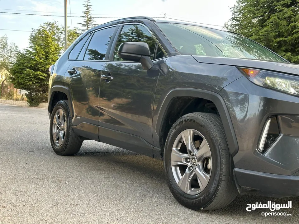 ‏TOYOTA RAV4 Hybrid 2022 LE   تويوتا راف فور 2020 وارد امريكي دفع رباعي
