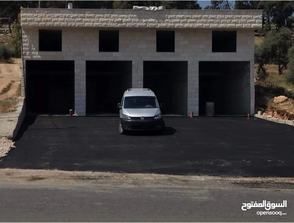 مخازن للبيع