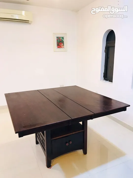 Dining table for sale