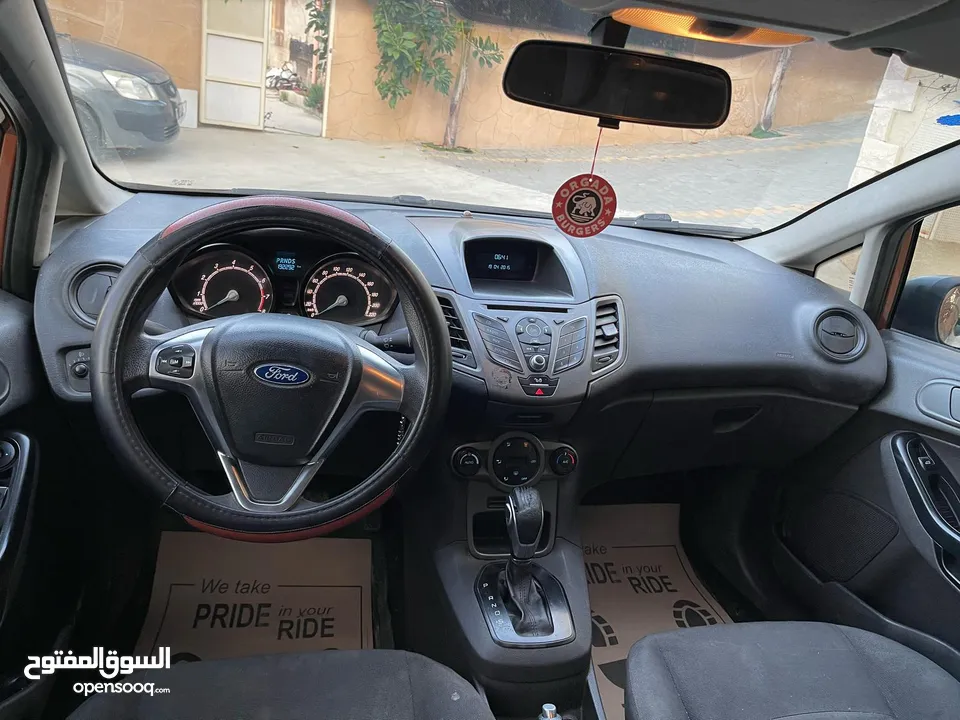 فورد فييستا 2015