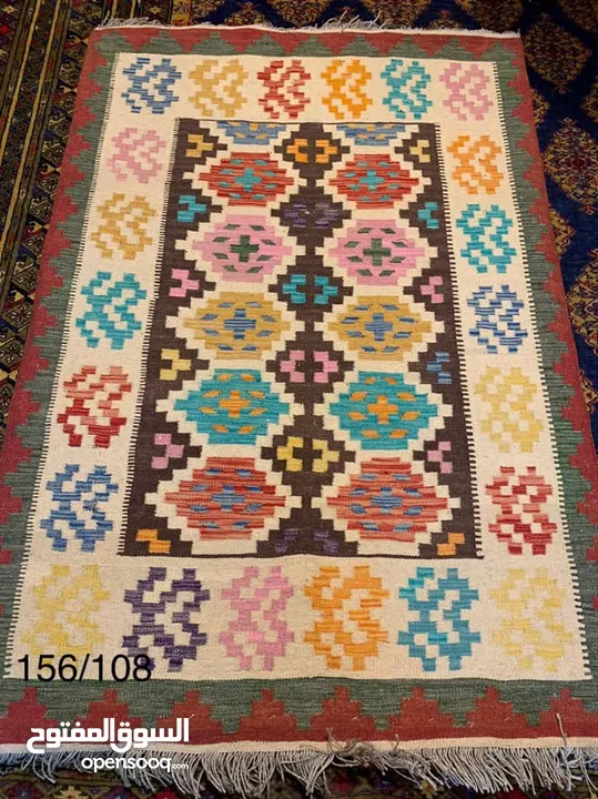 Handmade woolen rugs سجاد صوف مصنوع يدويا