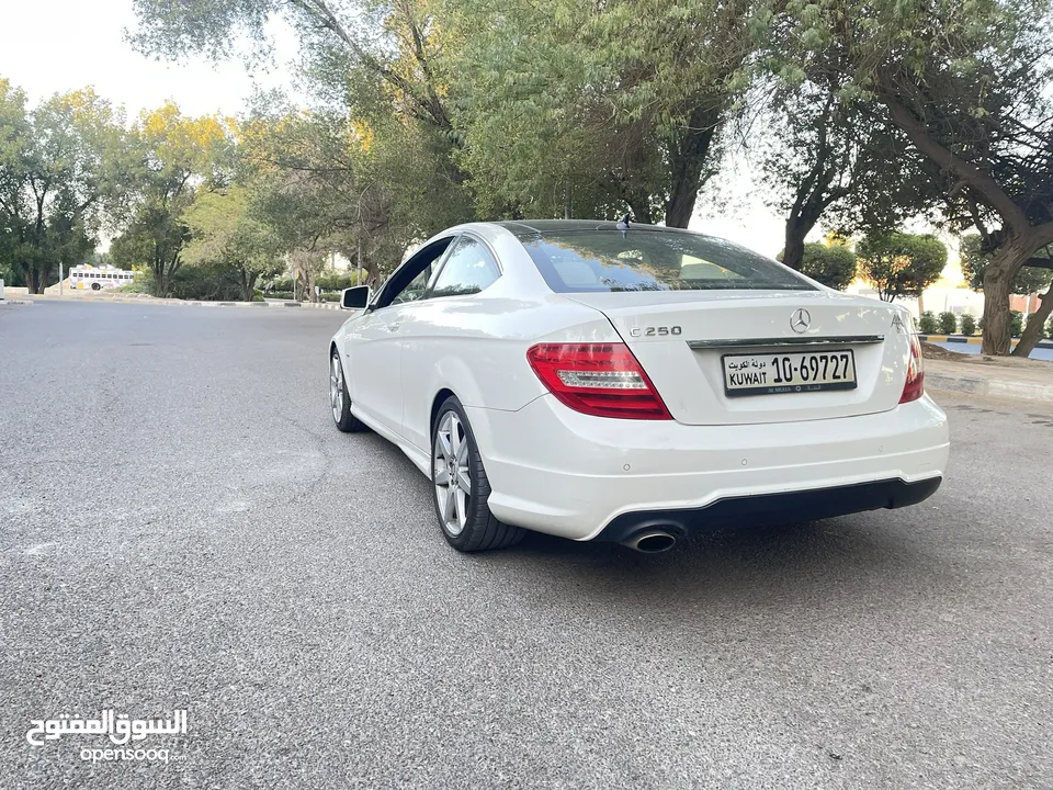 مرسيدس C250 كوبية 2012