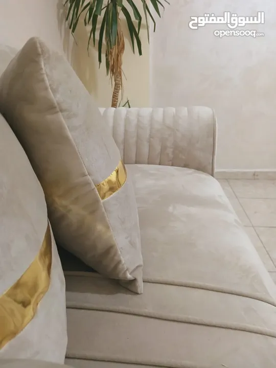 كورنر مودرن خشب لاتيه وسويد