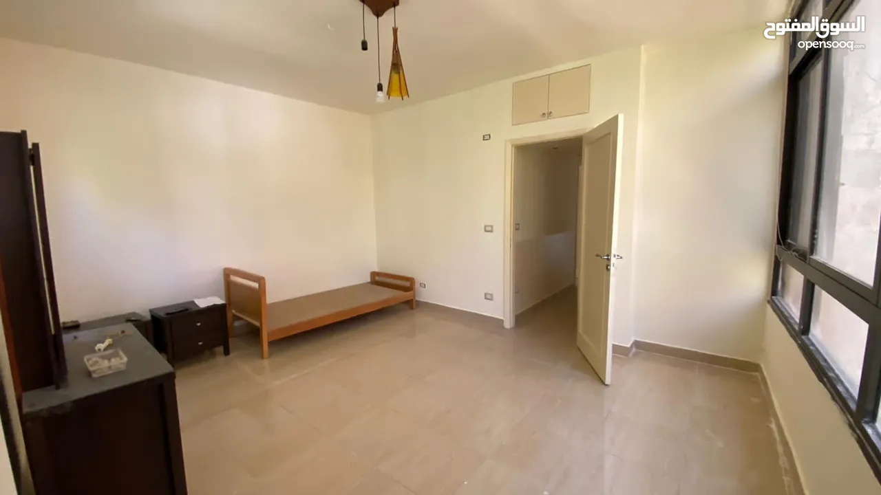 Flat in CLASSIEST area of Hamra for sale/ Exchange for SMALLER flat
