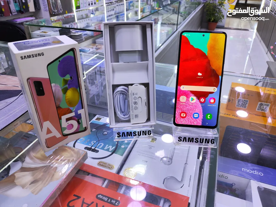 حبه وكالة Samsung A51 جيجا 128 رام 16 معه الكرتونه واغراضو متوفر توصيل