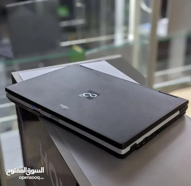 لابتوبFujitsu