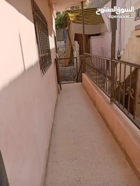 بيت للايجار الطفيلة جميع الخدمات